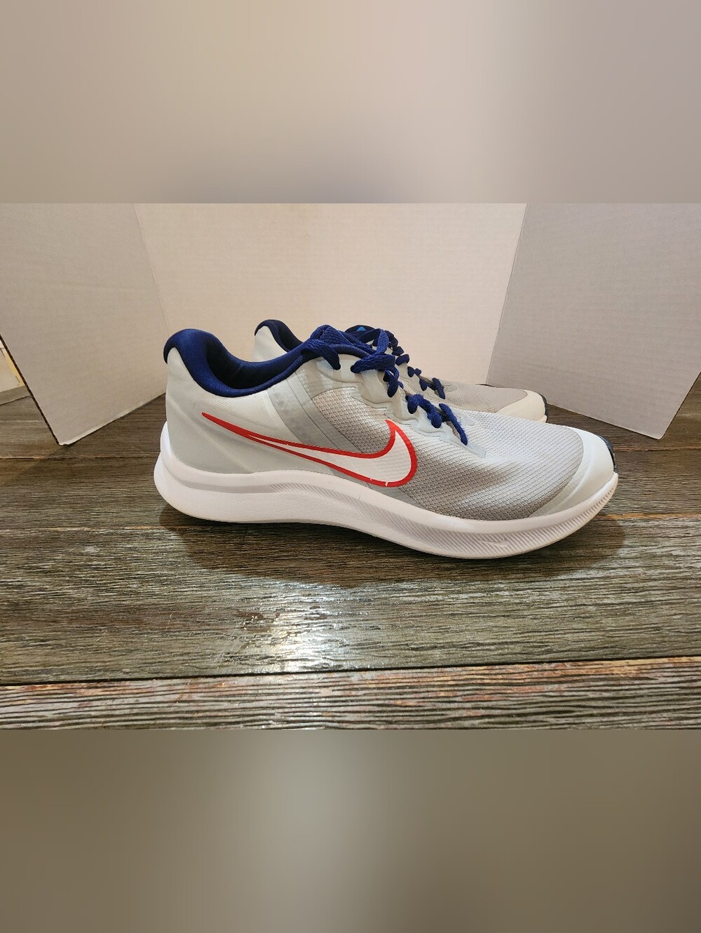 Nike Star Runner l Size 6Y  Kids Sneaker